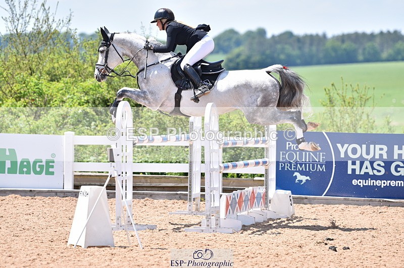 230531A-133940-00487 - Cls 5 Foxhunter & 1.20m Open