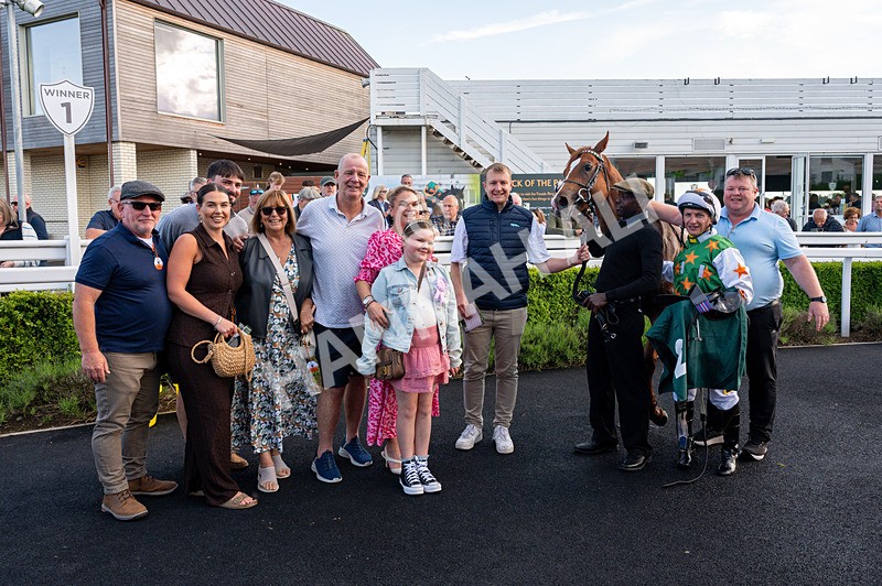 300525-Race 1-Gaga Mate-7297 - Race 1