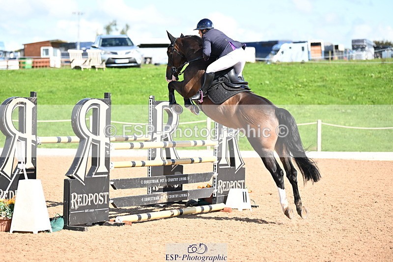 240913A-115027-03964 - Cls 14 Snr Newcomers