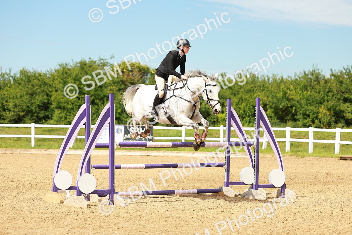 SBM_002365 - Class 4 - Senior Newcomers - 1.10m