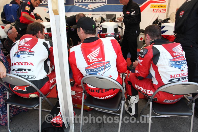 IMG_0660 - Senior TT - Start Line