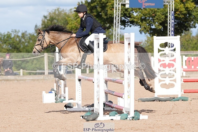 250921-110050-02464 - Cls 5 Pony Discovery and 90cm