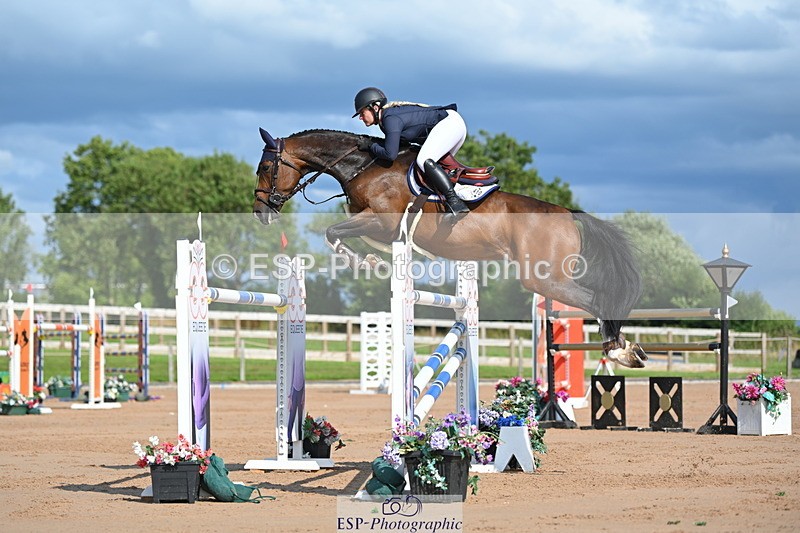 230721A-170153-07948 - Cls 10, 2 Star Big 1.45m Break to End