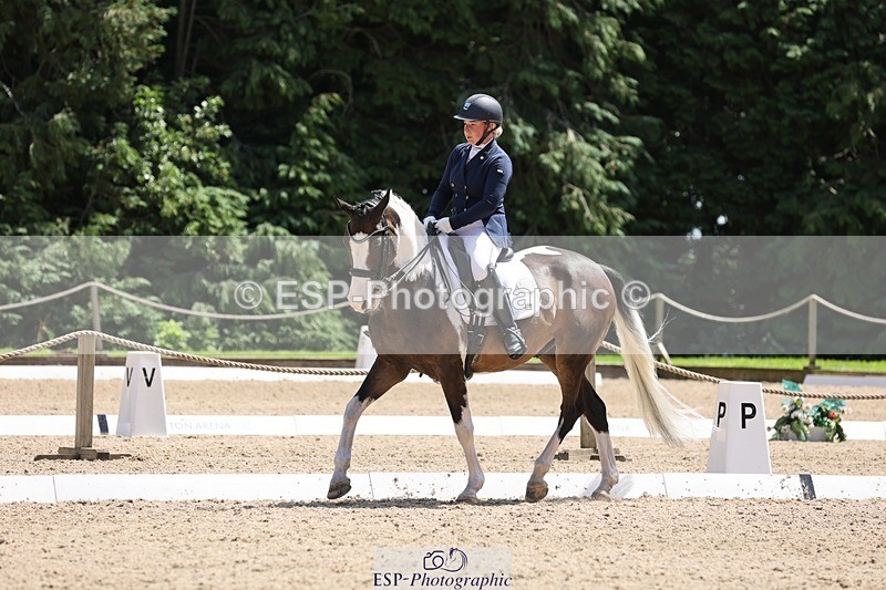 240721-131114-08719 - 228-Dominique_Kinnaird-Perry-Pallas_Vanquish