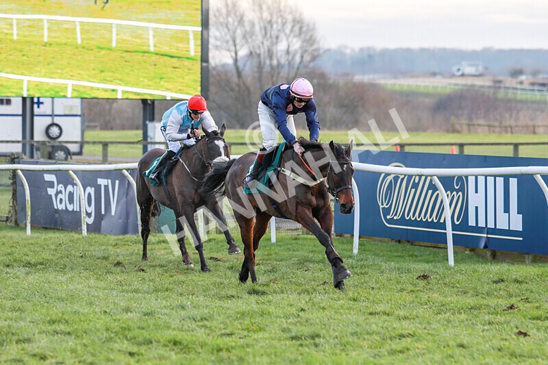 220125-Race 3-Emotional Roller-3653 - Race 3