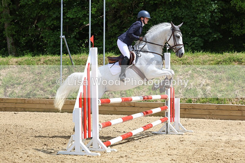 3E7A0472 - Class 10: Senior 95cm open