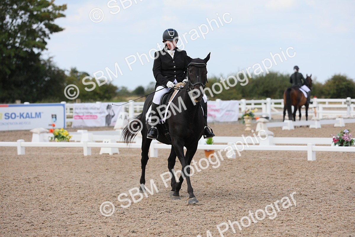 SBM_05832 - Class 32 Novice 1