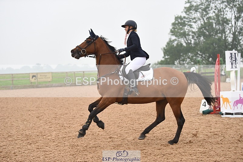 230916A-165314-05678 - Cls 19 Snr 1.10m Derby