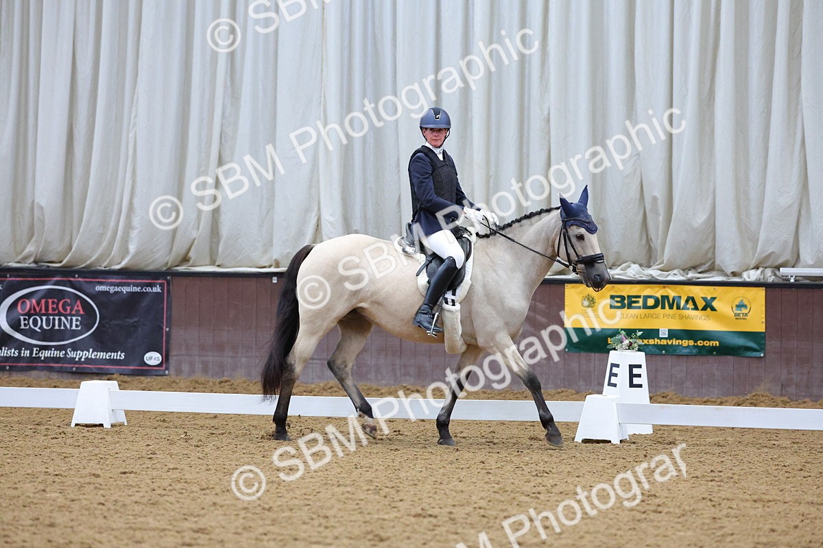 SBM_000303 - Class 2 - Intro 3 Championship - 8.51-9.47
