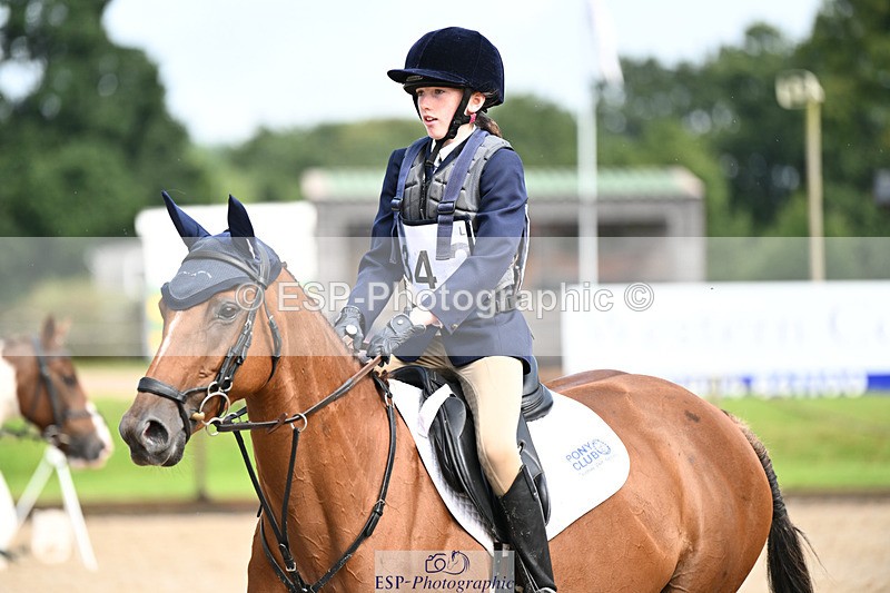 240824X-111006-25112 - 70cm Round 2 10.30 to 12.10