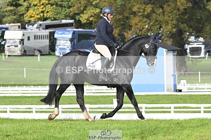 251023A-141844-04331 - E-381-Charlotte.Rowe