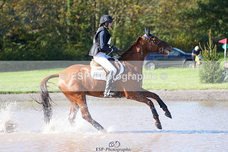 251024A-124526-10788 - B-139-Kirsty.Short