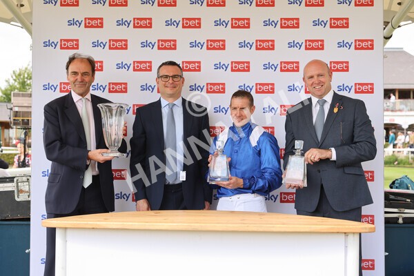 yr20082022r1-60 - Race 1 1.50pm Sky Bet & Symphony Group Strensall Stakes