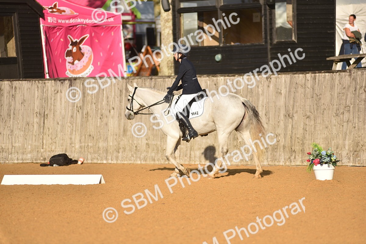 SBM_29696 - D16 -Small Tour Championship Novice 2