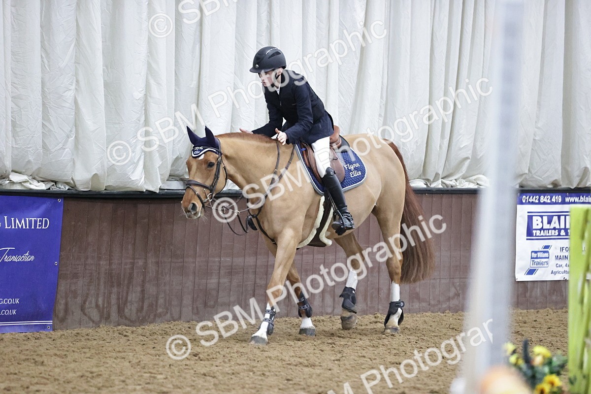 SBM_001023 - Class 3 - Nupafeed Supplements Senior Discovery/ 1m Open