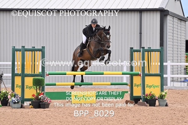 BPP_8029 - CLASS 17 FRI The Farriers Challenge Senior 1.15m Open Inc 1.15m Members Cup