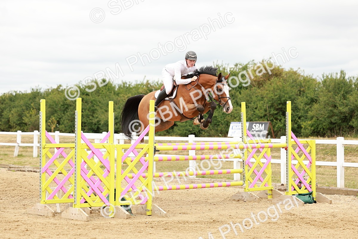 SBM_018177 - Class 21 - Senior Newcomers Championship 2d Rd