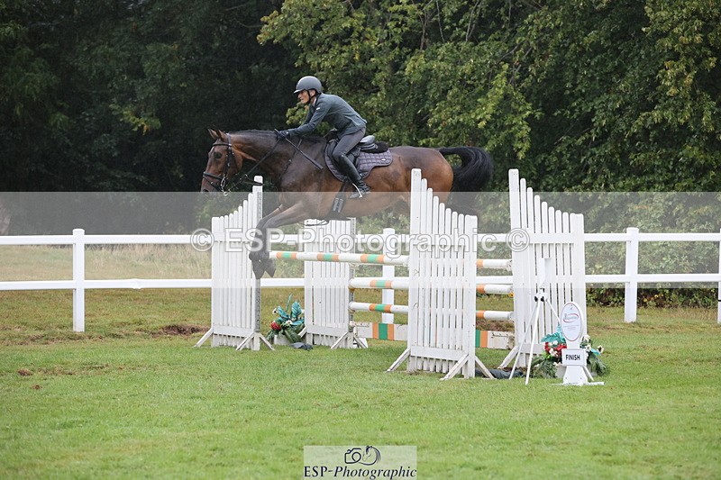 250830A-135624-06838 - Cls 16 Snr Newcomers and 1.10m Open