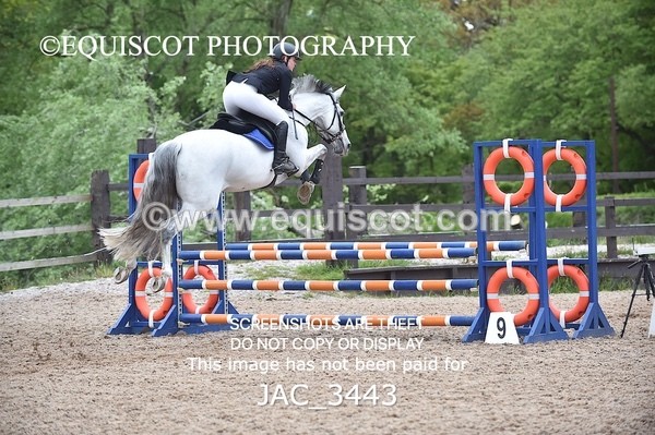 JAC_3443 - CLASS 4 Senior BritiNovice/ 90cm Open