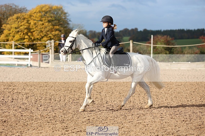 251025-102750-00887 - Cls 21+22 Club and Schools 60cm