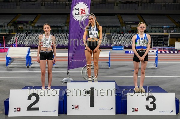 SenInd26-810920 - Medals