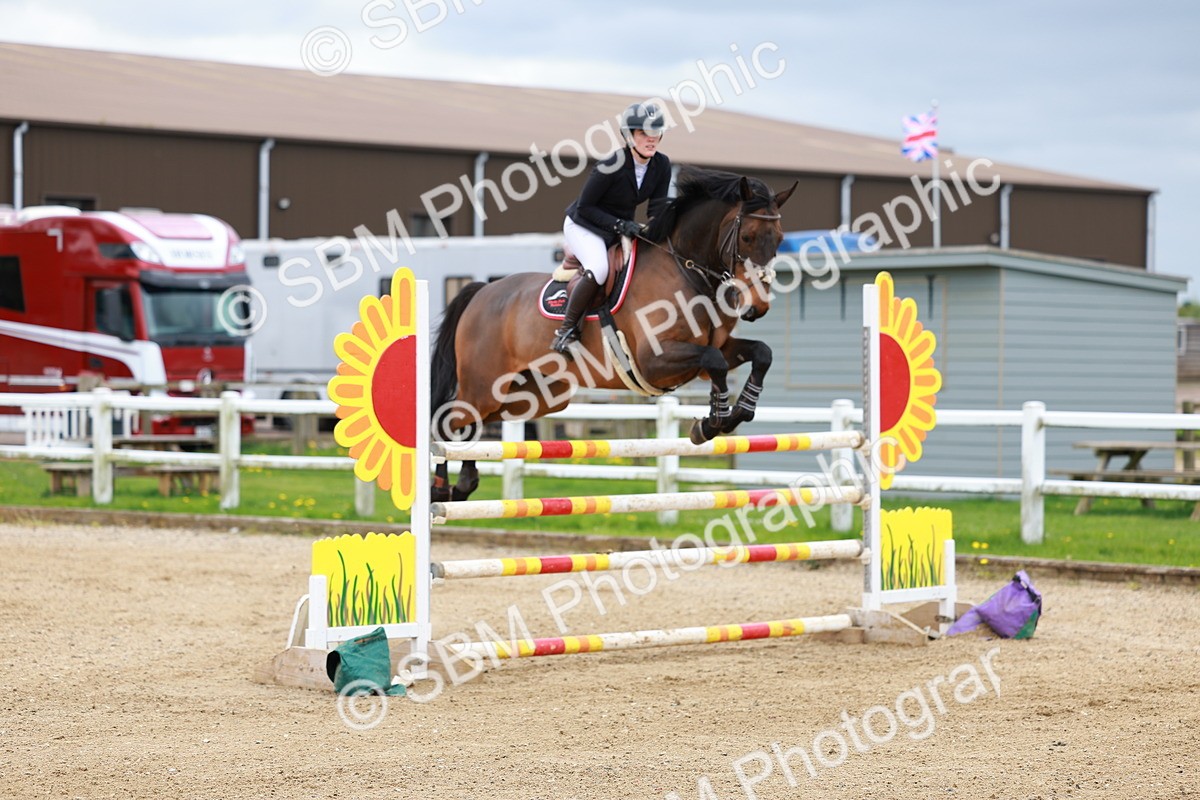 SBM_002576 - Class 11 - Senior Foxhunter - 1.20m