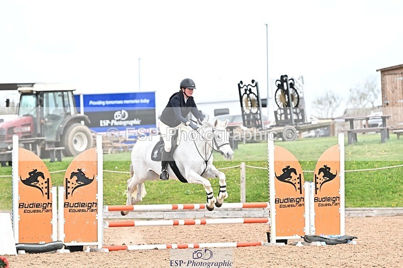 250414-110414-00365 - 80cm Round 1