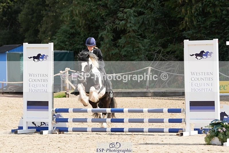 250821A-112648-15115 - WC Round 2 11.00 to 12.00