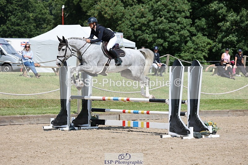 250614A-105053-05813 - Cls 26 British Novice and 90cm Open