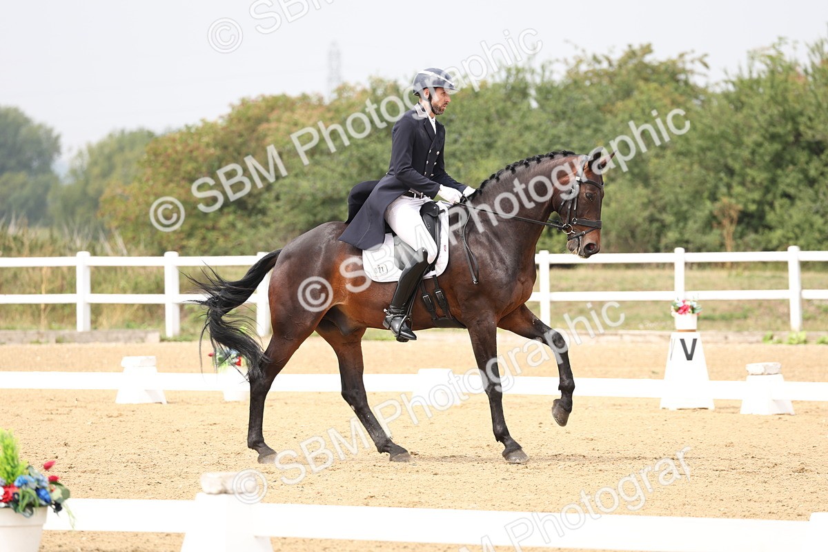 SBM_007114 - Class 9 - FEI INT I - 13.37-14.33