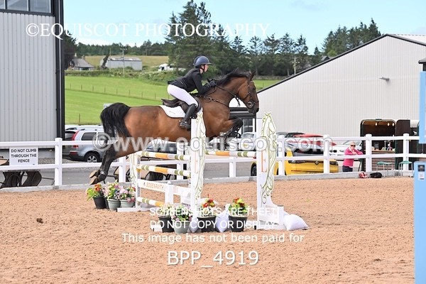 BPP_4919 - CLASS 7 THURS Redpost Equestrian Senior Foxhunter/1.20m Open