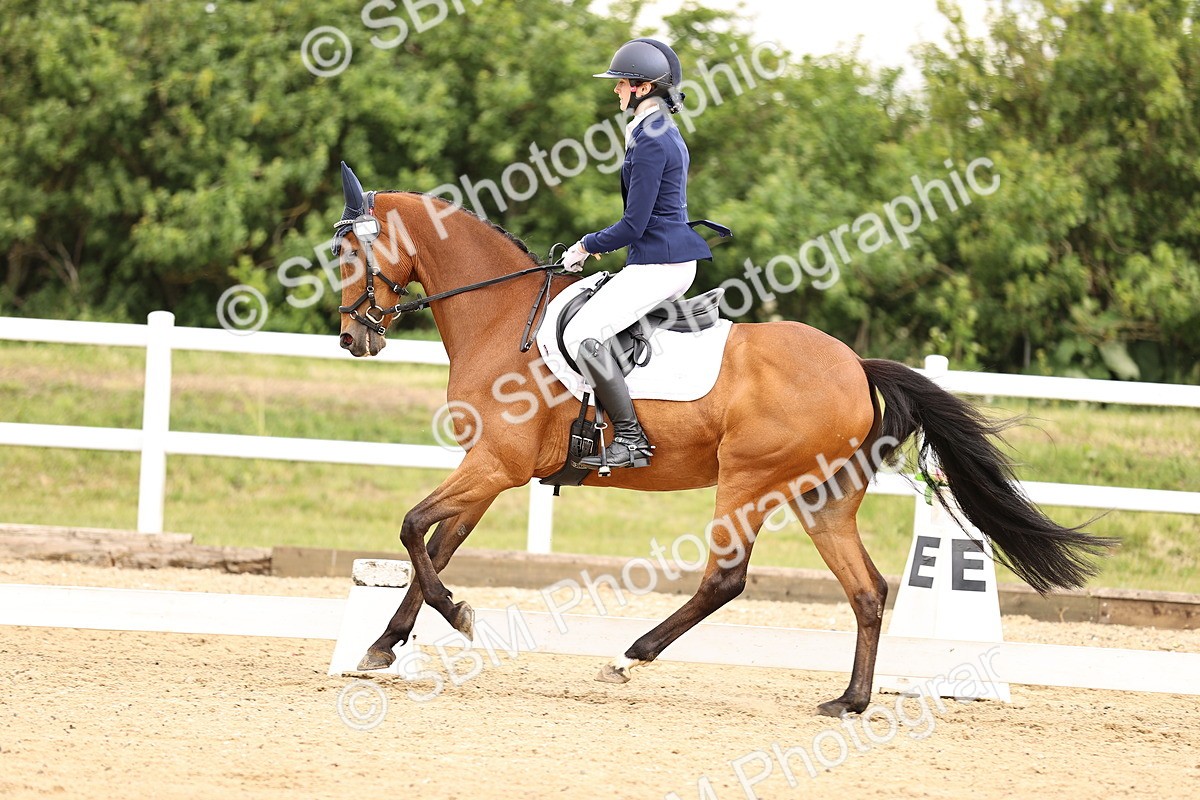SBM_002794 - Class 2 - Novice 4 - 12.00-13.10