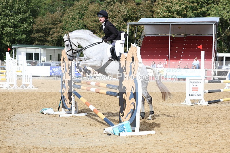 3E7A9837 - Class 10: Senior 95cm open