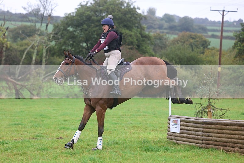 3E7A1339 - Class 2: 70cm: Half Roll Top