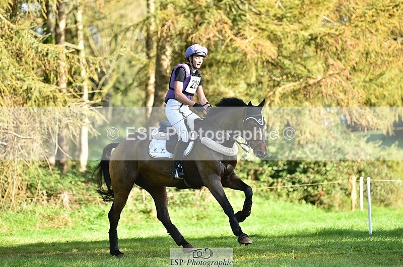 231022-103024-25344 - 225-DHI.ROCKETMAN-Emily.King-XC