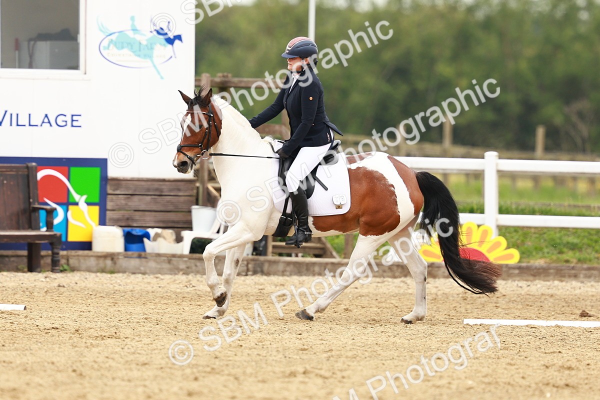 SBM_001072 - Class 6 - Novice 4