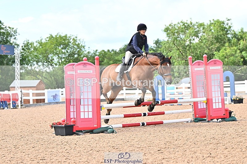 240723A-163142-00151 - 70cm