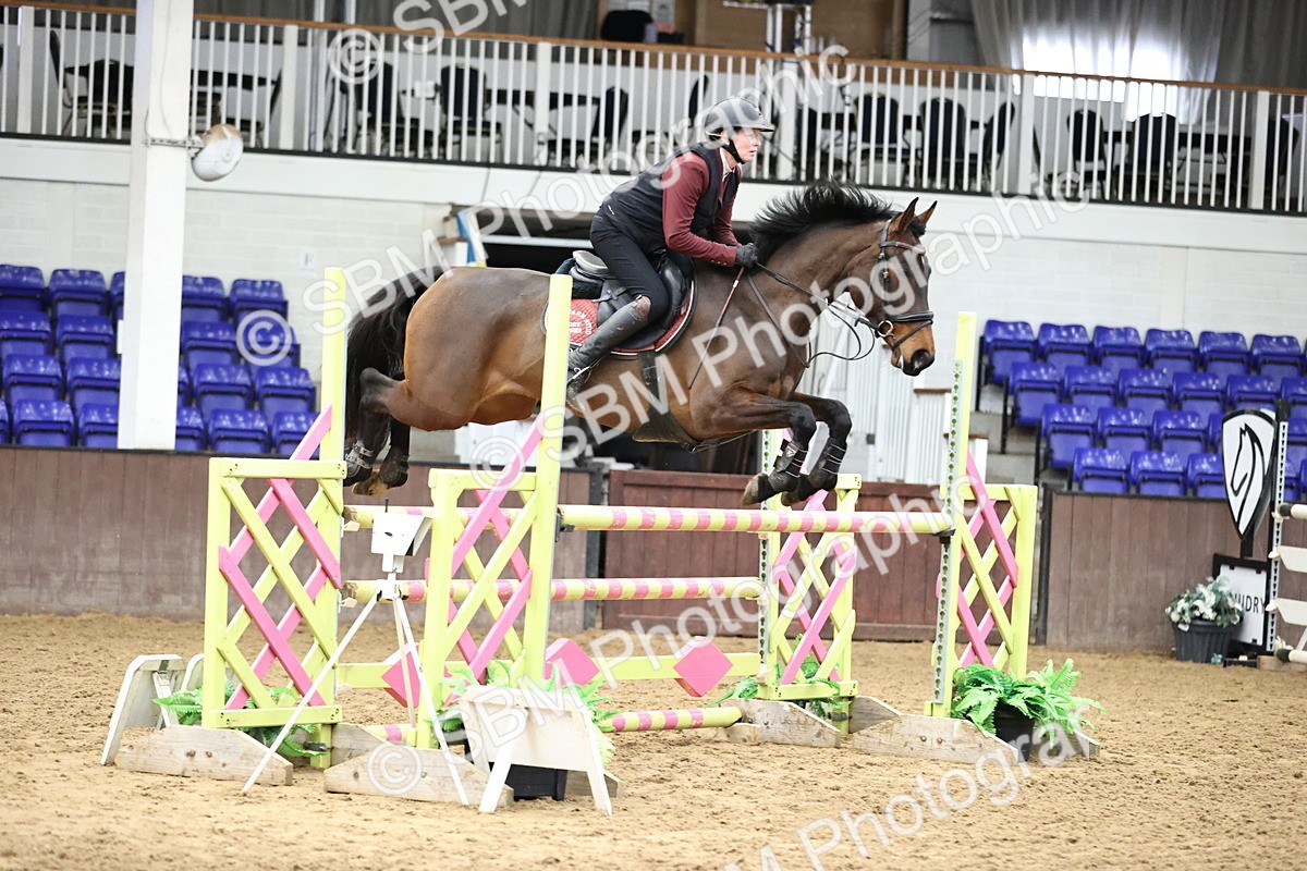 SBM_005398 - Class 17 - Senior Newcomers 1.10m