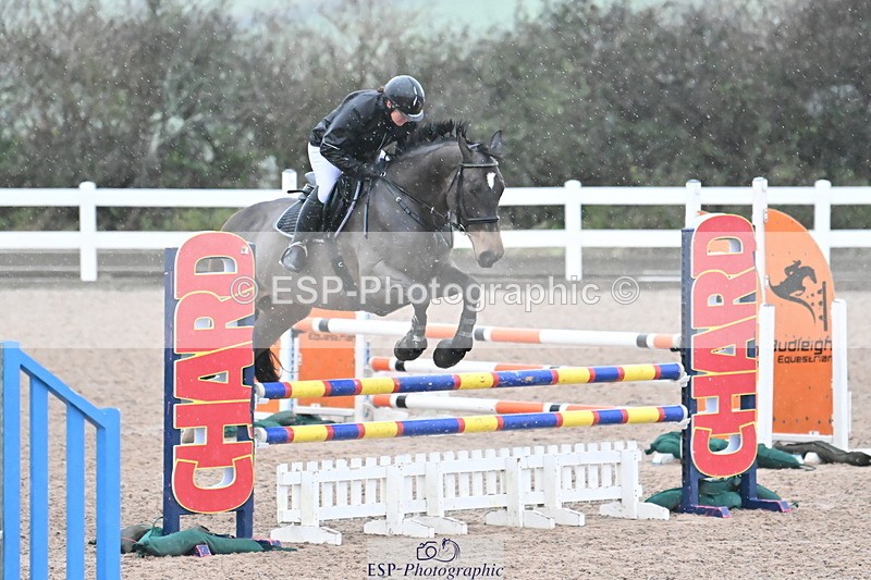 231210A-090701-02037 - Cls 15 British Novice