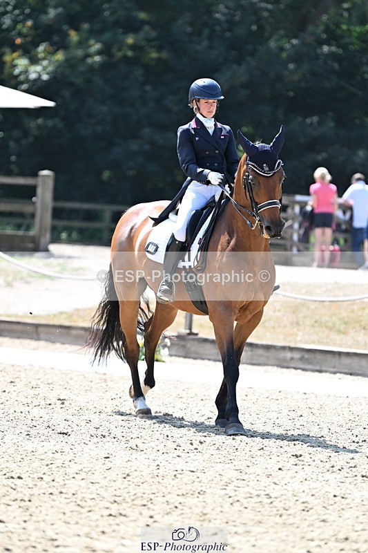 250810A-134828-07104 - 111-Elizabeth.AllenHeraldik