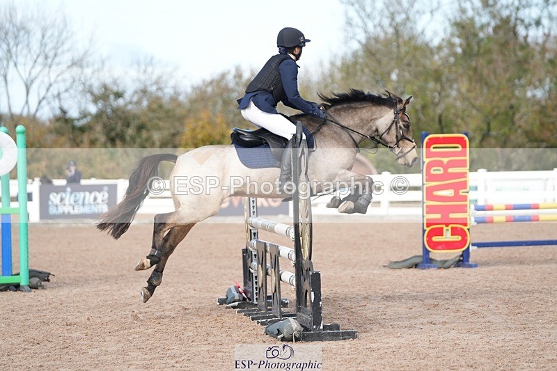 251025-125419-00422 - Cls 9 Pony Winter Discovery and 90cm