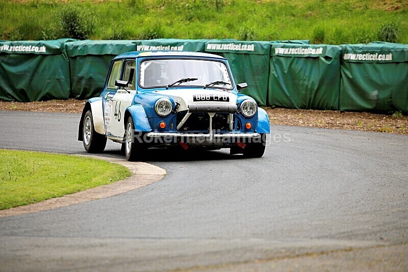 _56A1912 - MINI FESTIVAL 22ND May 2021