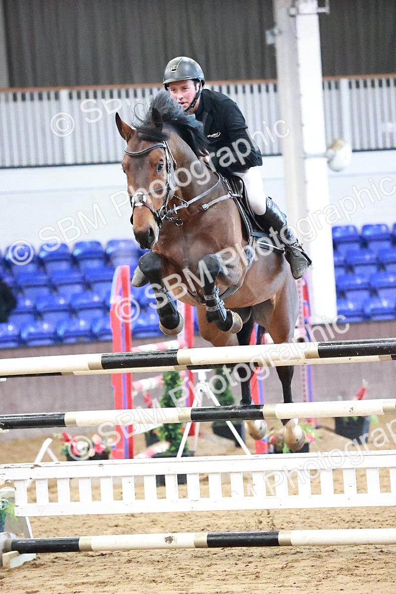 SBM_002915 - Class 11 - Senior Foxhunter 1.20m