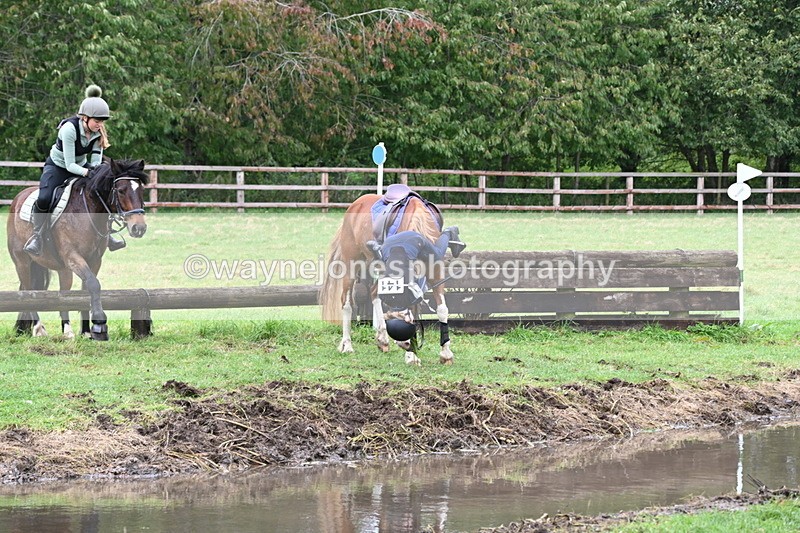 WJ6_5866 - Time at Photographer 12:31 to 12:40