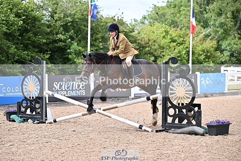 250729-145203-00026 - Clear Round and 60cm