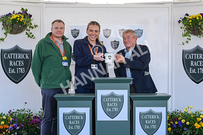 100625-Race 2-Right And Exact-6749 - Race 2