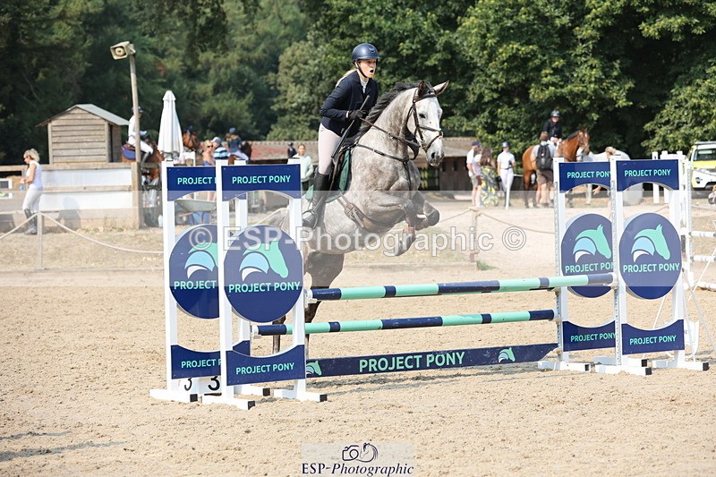 250816A-105752-00915 - Cls 3 Snr British Novice