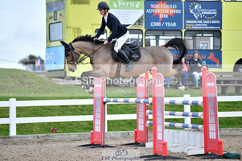240124A-145637-00903 - Cls 5 Foxhunter & 1.20m Open