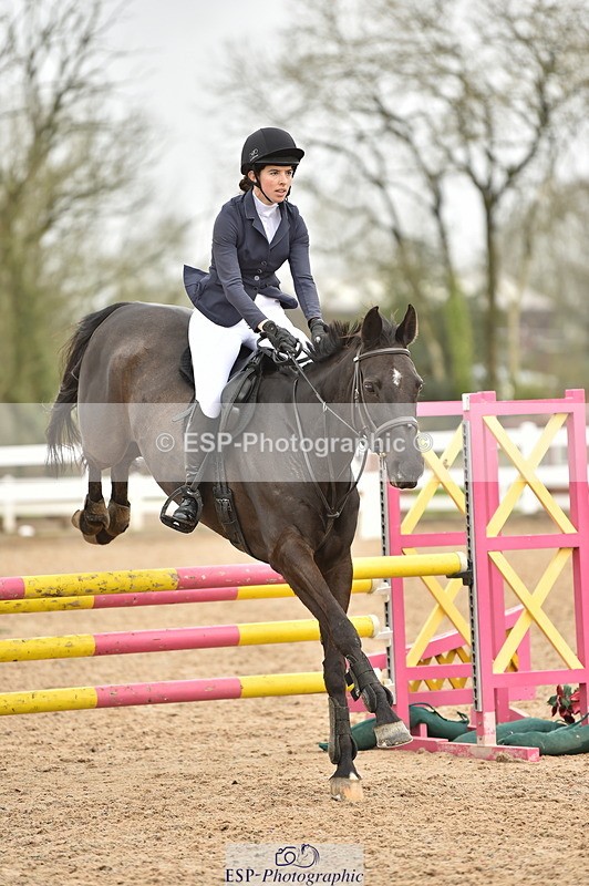 240405A-105426-00622 - Cls 8 British Novice and 90cm Open