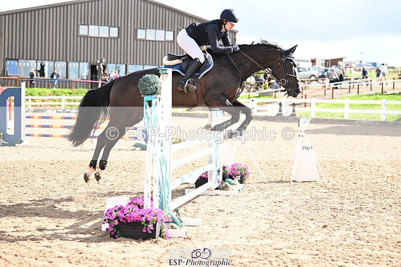 240726A-094102-00716 - Cls 7 Snr British Novice and 90cm Open